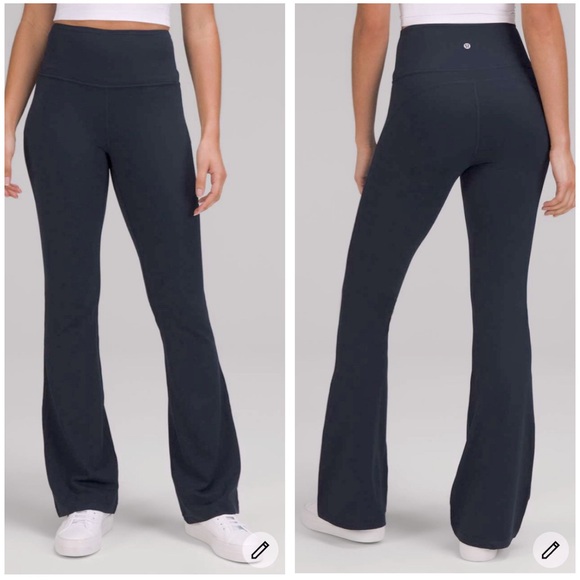 Lululemon Groove SHR Flared Pant/Legging 32.5 Color True Navy Size 8 NWT - Picture 1 of 9